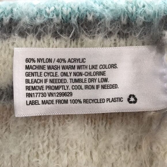 Xhilaration Women's Crew-neck Open-back Fluffy Sweater, M, Multi-color - Picture 7 of 7